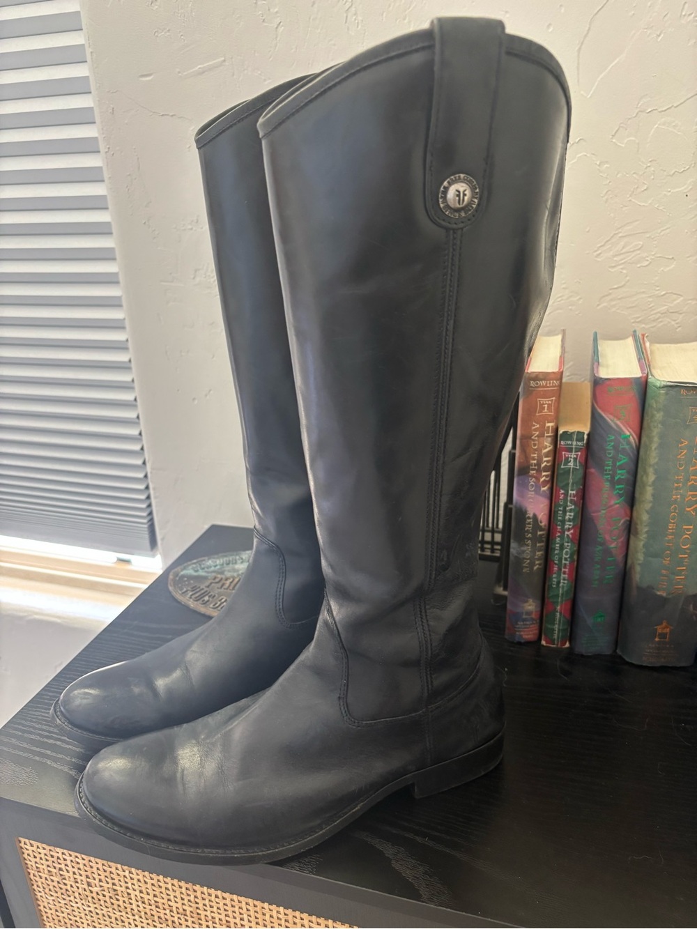 FRYE Melissa Button Inside Zip Leather Riding Boots 3470412 in Black size 9.5 - Picture 5 of 8